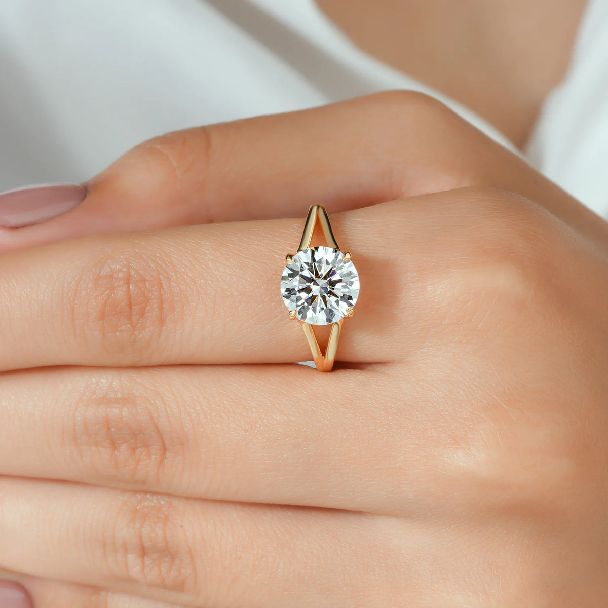 Round Lab-Grown Diamond Split Shank Engagement Ring with Hidden Halo