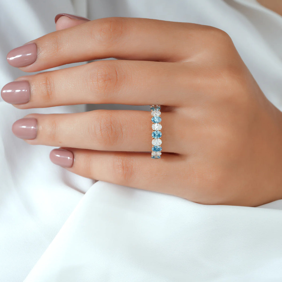 Alternating Blue and White Oval Cut Lab Grown Diamond Band