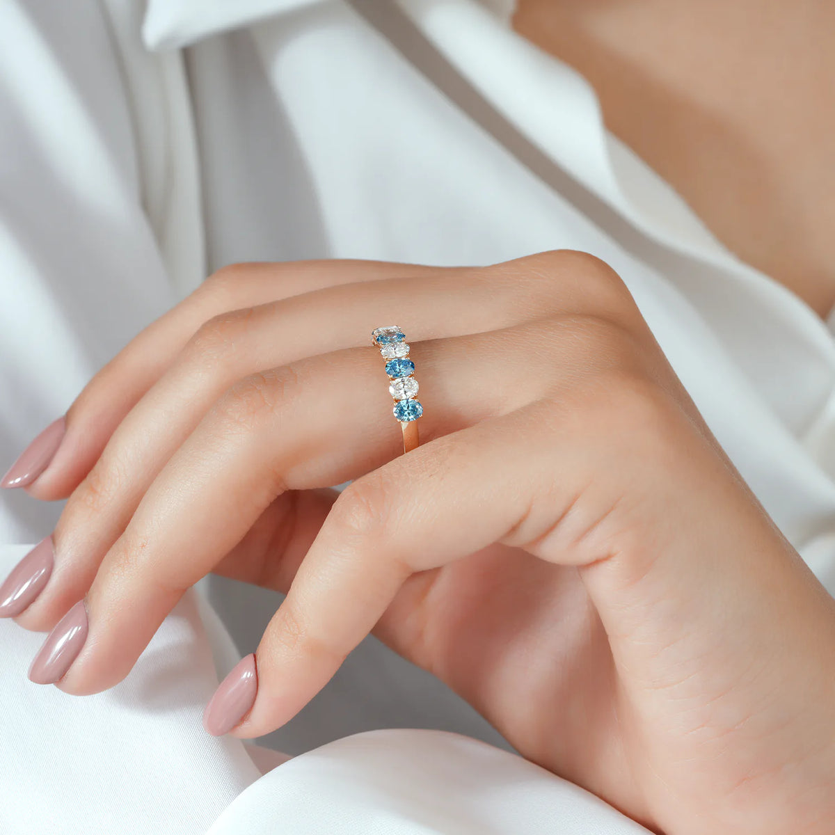 Alternating Blue and White Oval Cut Lab Grown Diamond Band
