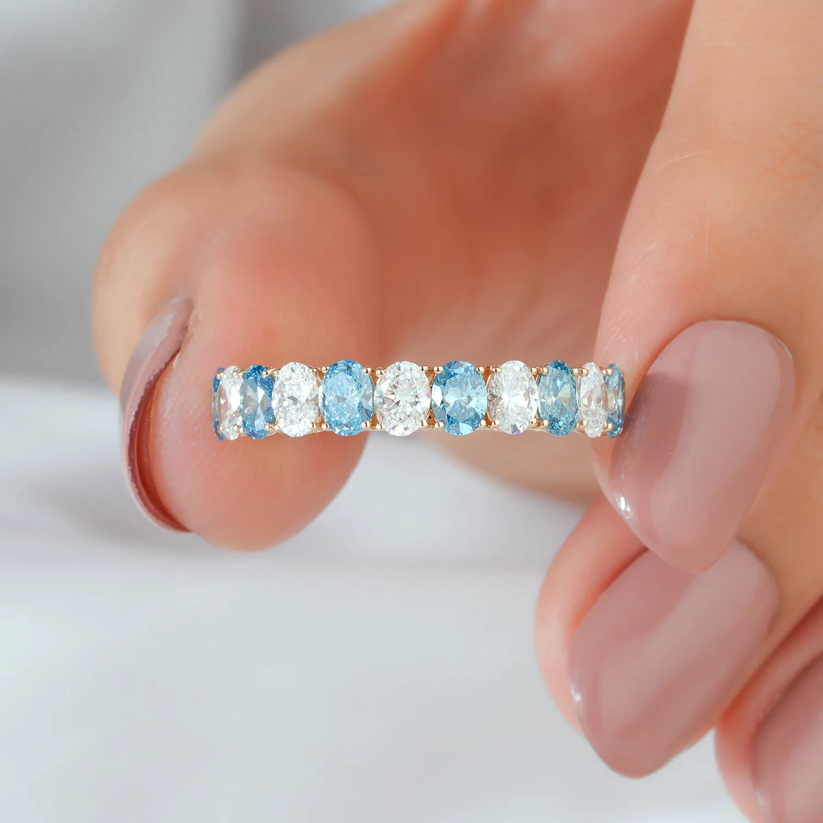 Alternating Blue and White Oval Cut Lab Grown Diamond Band