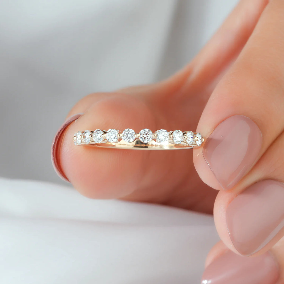 Round Cut Shared Prong Lab Grown Diamond Band