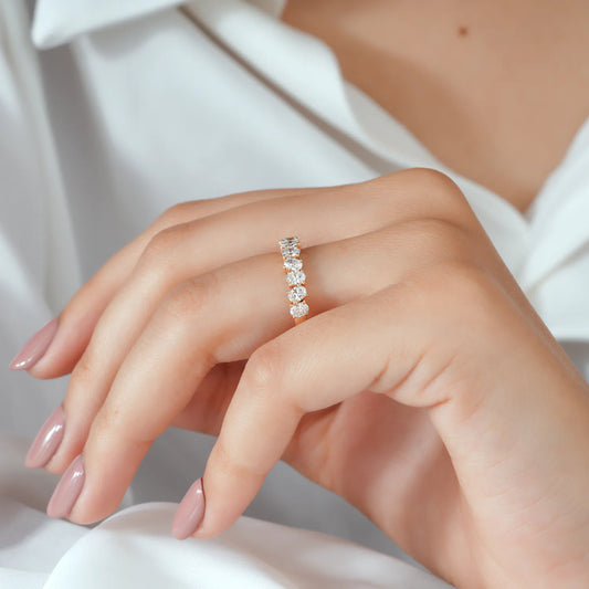 Oval Cut Lab Grown Diamond Shared Prong Half-Eternity Band