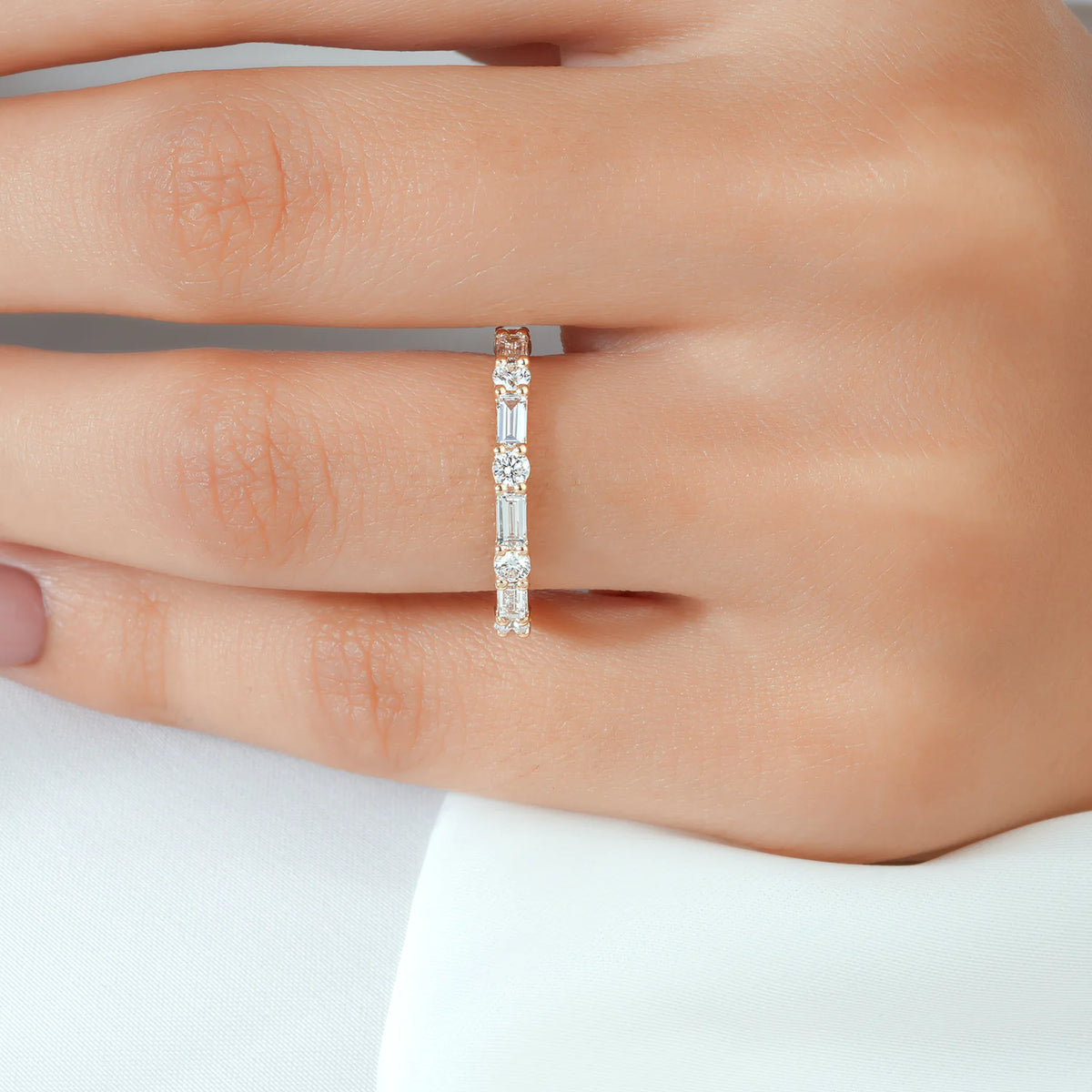 Alternating Round and Baguette Diamond Half Eternity Band