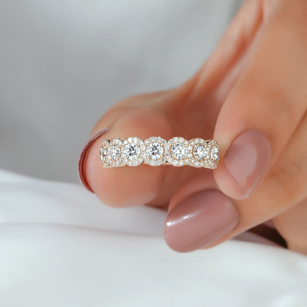 Repeating Halo Cluster Diamond Half Eternity Band